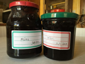 Confiture de mûres sauvages
