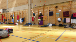 source : https://pixabay.com/fr/salle-de-sport-salle-de-gymnastique-462153/